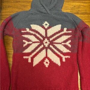 Sundance Lambswool Gray & Red Hoodie Snowflake Sweater